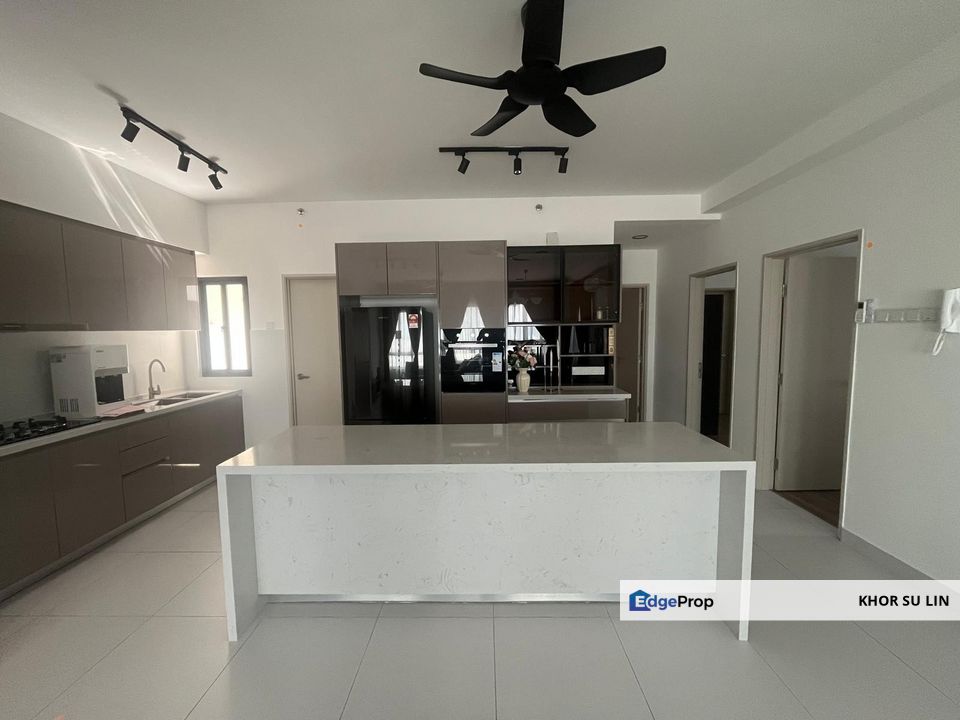 Bukit Jalil The Tropika Tastefully Renovated Corner unit for Sale!! , Kuala Lumpur, Bukit Jalil