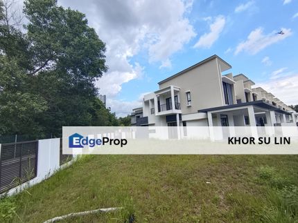 Corner lot with big land for sale at Bandar Kinrara 8!!, Selangor, Bandar Kinrara Puchong