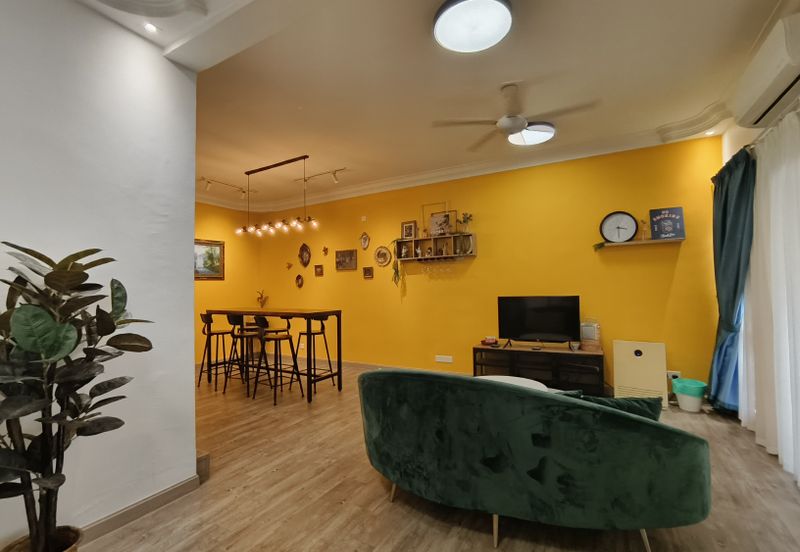 2.5 Storeys Terrace House @ Bandar Puteri 8 Puchong for sale! Freehold! Freehold! Freehold! 