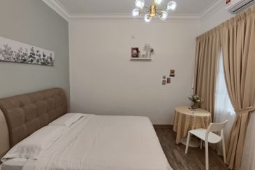 2.5 Storeys Terrace House @ Bandar Puteri 8 Puchong for sale! Freehold! Freehold! Freehold! 