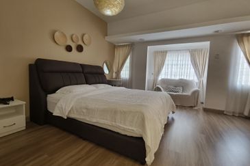 2.5 Storeys Terrace House @ Bandar Puteri 8 Puchong for sale! Freehold! Freehold! Freehold! 