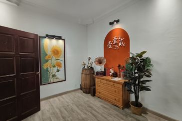 2.5 Storeys Terrace House @ Bandar Puteri 8 Puchong for sale! Freehold! Freehold! Freehold! 