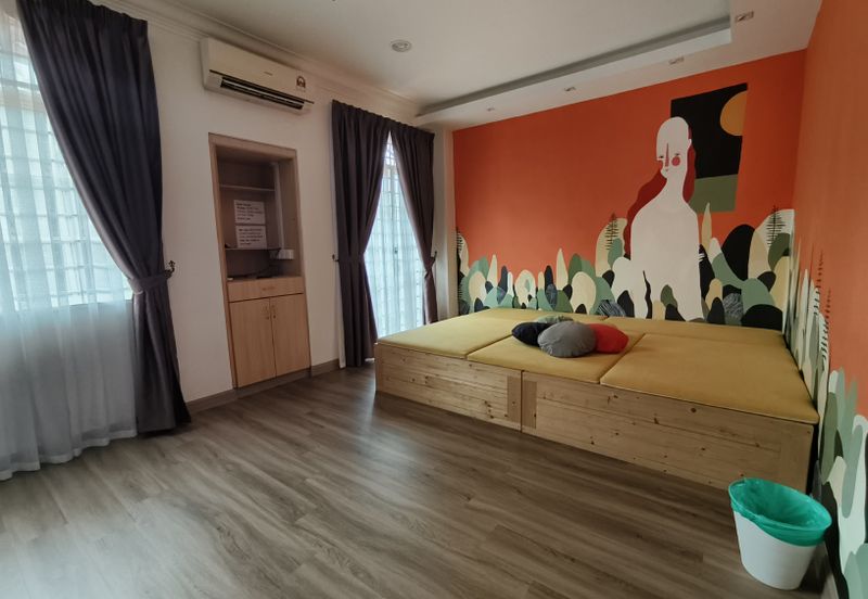 2.5 Storeys Terrace House @ Bandar Puteri 8 Puchong for sale! Freehold! Freehold! Freehold! 