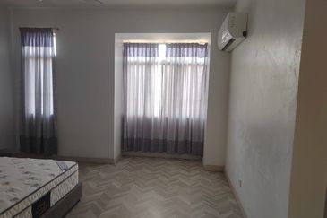 Canal Gardens, Kota Kemuning