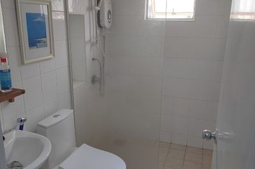 Canal Gardens, Kota Kemuning