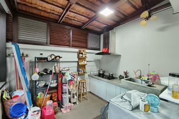 Semi-D at Kemuning Greenhills, Bukit Rimau, Kota Kemuning Shah Alam for sale!!