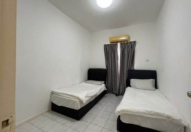 Pusat Bandar Putra Permai