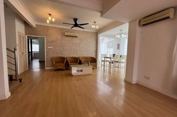 Pusat Bandar Putra Permai