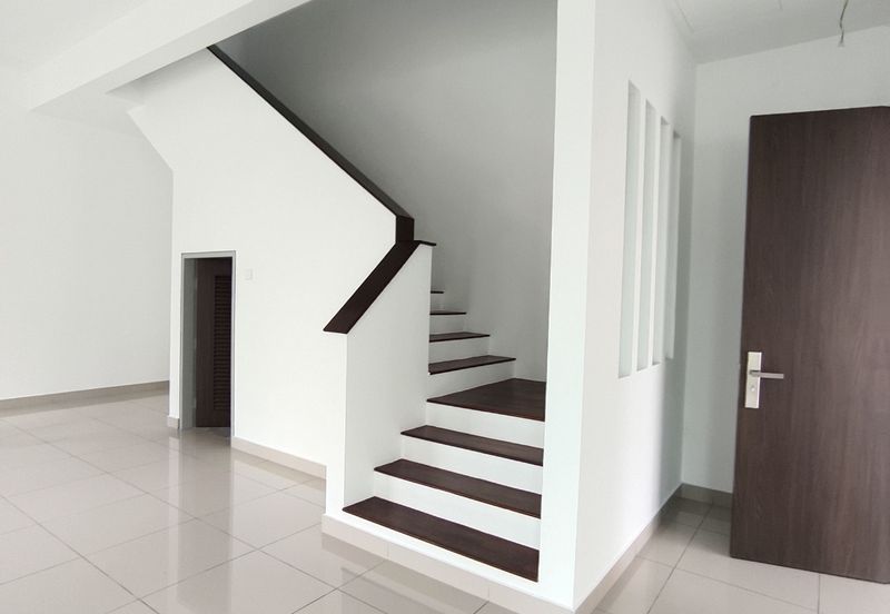 Legasi 2 , Bandar Kinrara