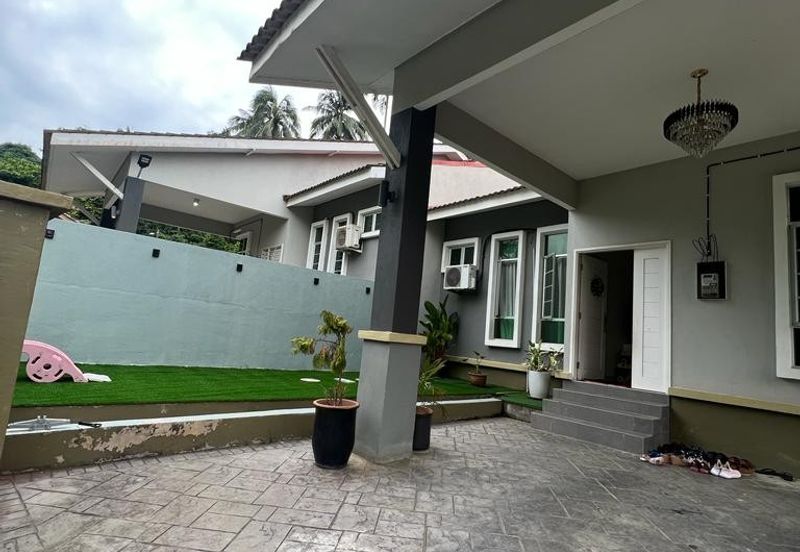 Teluk Kalong Kemanan Terengganu 