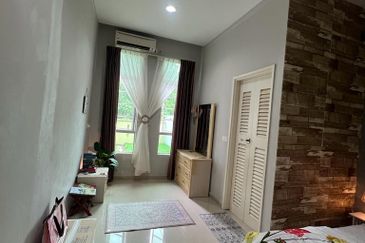 Teluk Kalong Kemanan Terengganu 