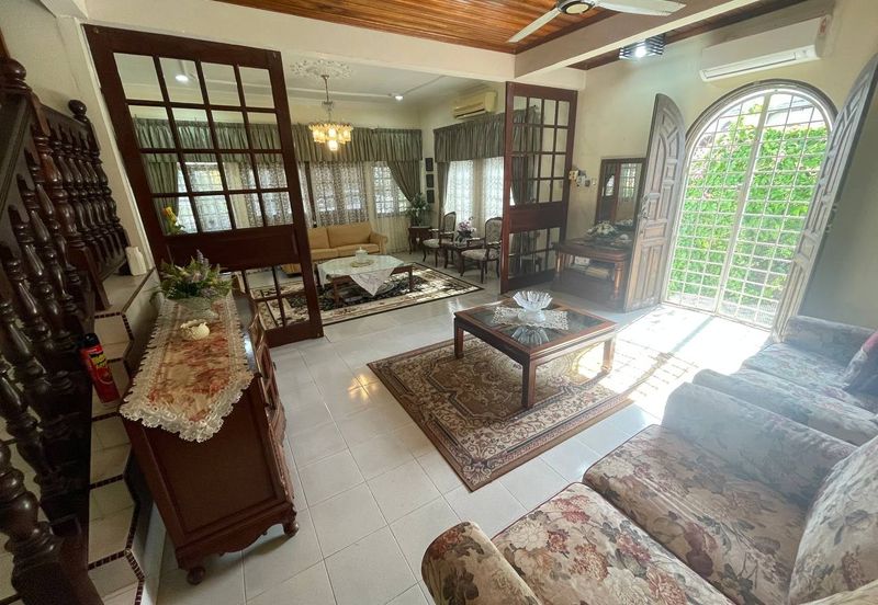 BANGLO CORNER LOT TEPI JALAN UTAMA TAMAN GELIGA INDAH KEMAMAN 