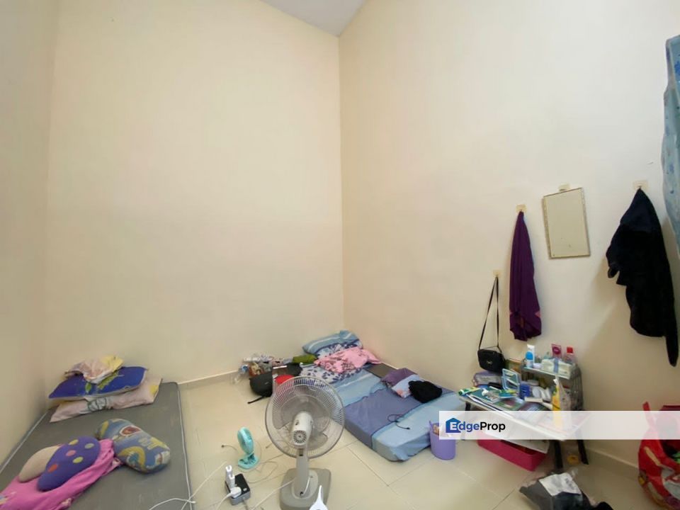 Single Storey Intermediate Terraced Kampung Padang Jaya, Kuantan, Pahang, Kuantan