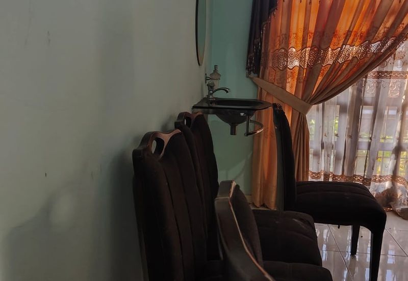 Banglo  Di pekan Pahang