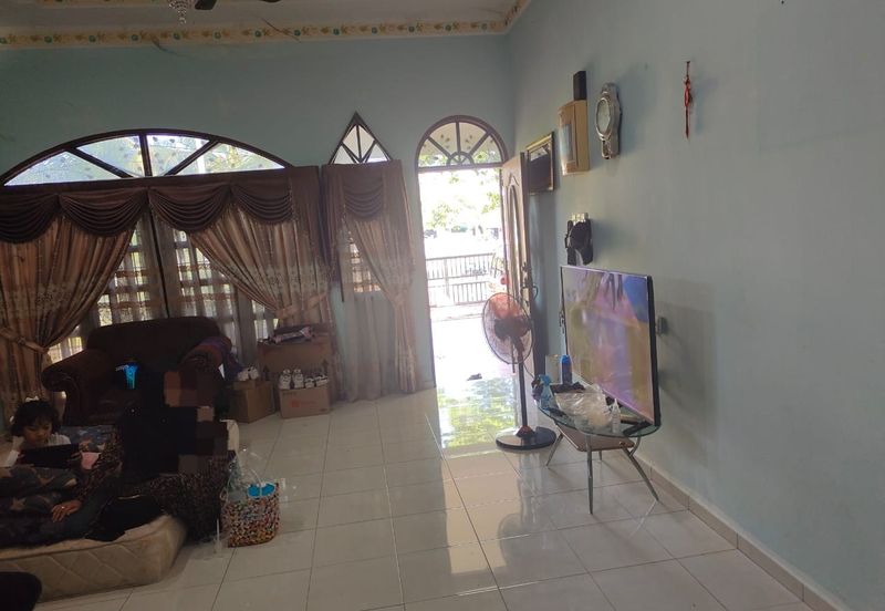 Banglo  Di pekan Pahang