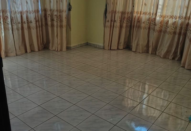 Banglo  Di pekan Pahang