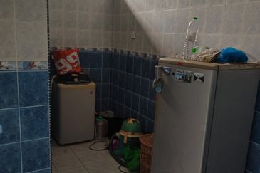 Banglo  Di pekan Pahang