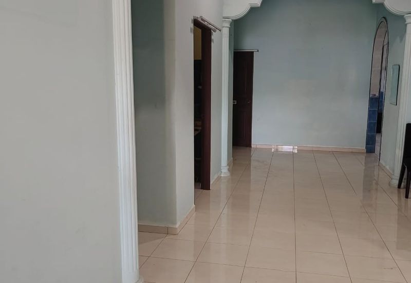 Banglo  Di pekan Pahang