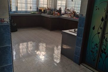 Banglo  Di pekan Pahang