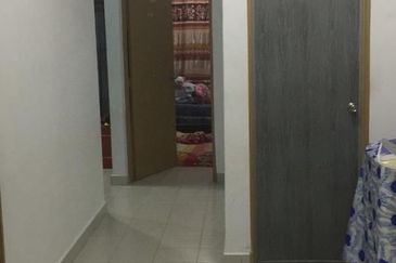 “Rumah Mesra Keluarga di Lorong Seri Damai Makmur 3, Kuantan”