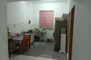 “Rumah Mesra Keluarga di Lorong Seri Damai Makmur 3, Kuantan”