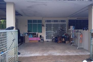 “Rumah Mesra Keluarga di Lorong Seri Damai Makmur 3, Kuantan”