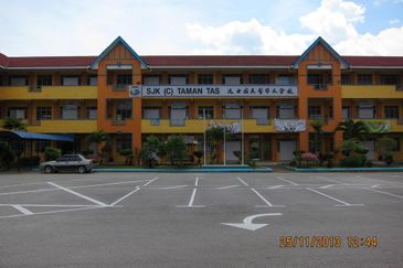 “Rumah Mesra Keluarga di Lorong Seri Damai Makmur 3, Kuantan”