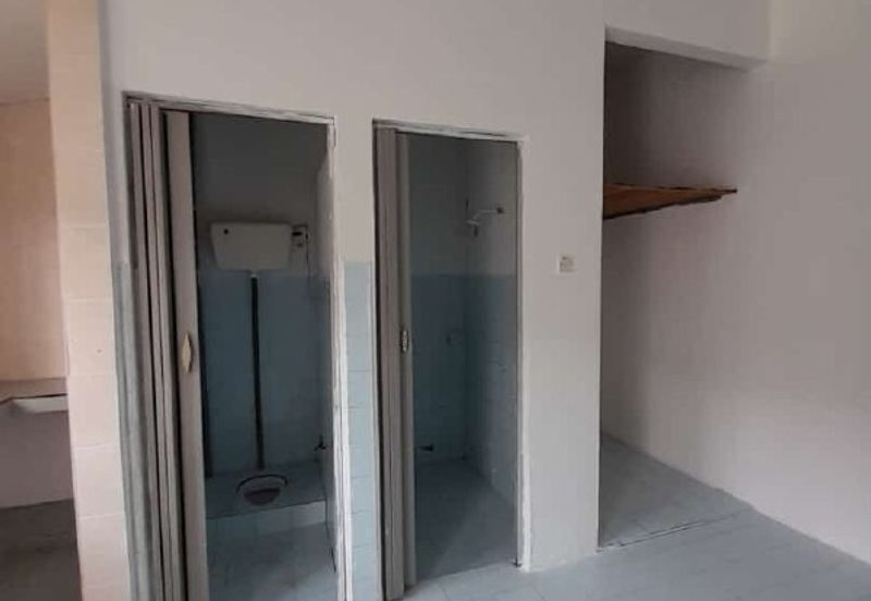 TERES SETINGKAT TAMAN TAS