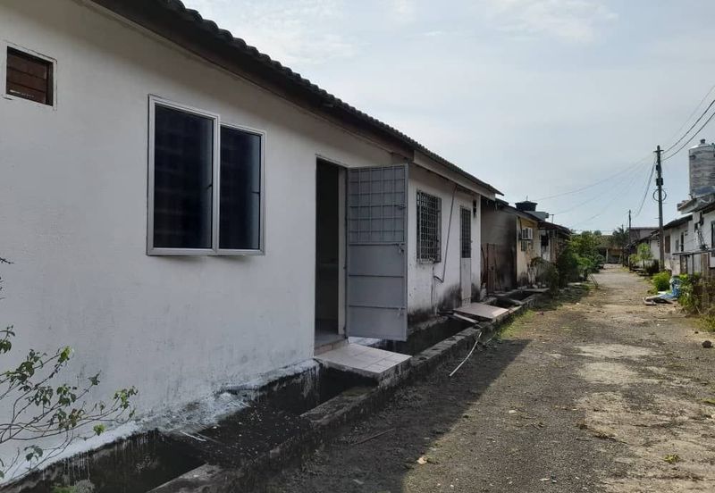 TERES SETINGKAT TAMAN TAS