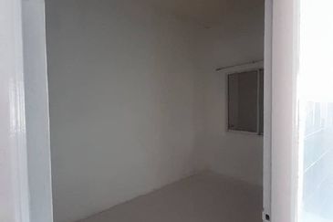 TERES SETINGKAT TAMAN TAS