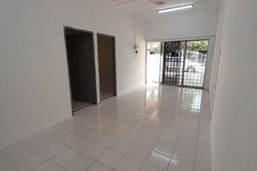 TERES SETINGKAT TAMAN TAS