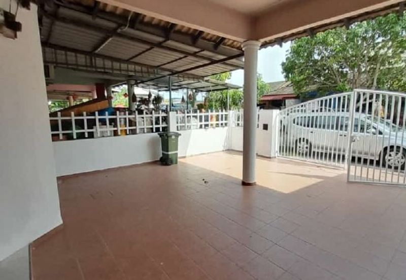 TERES SETINGKAT TAMAN TAS