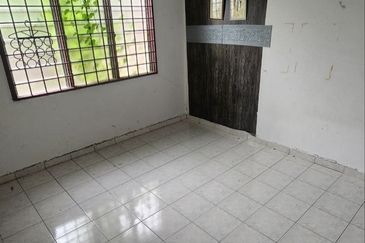 Taman Beserah Mewah, Pelindung, Beserah