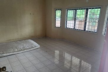 Taman Beserah Mewah, Pelindung, Beserah