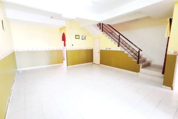 Double Storey House For Sale @ Seri Setali Free Hold