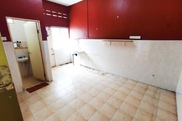 Double Storey House For Sale @ Seri Setali Free Hold