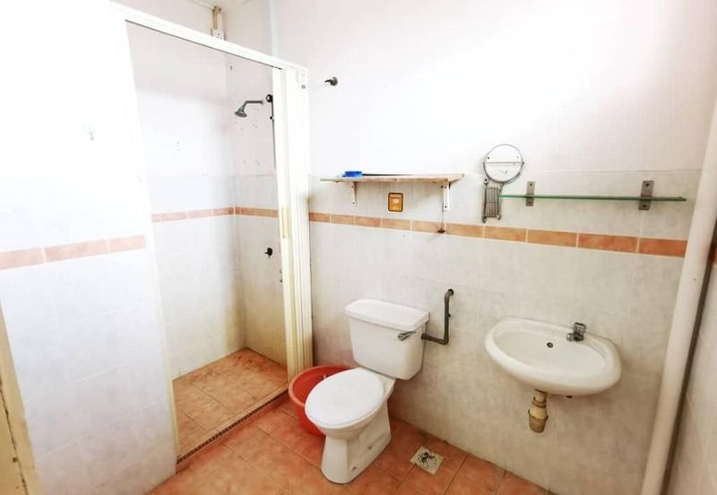 Double Storey House For Sale @ Seri Setali Free Hold