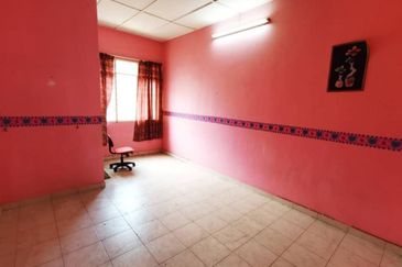 Double Storey House For Sale @ Seri Setali Free Hold