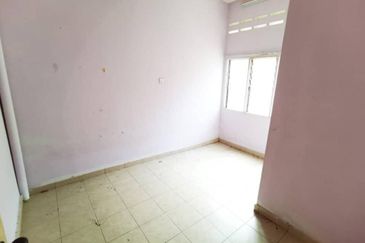 Double Storey House For Sale @ Seri Setali Free Hold