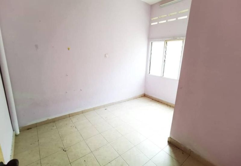 Double Storey House For Sale @ Seri Setali Free Hold