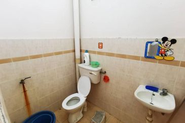 Double Storey House For Sale @ Seri Setali Free Hold