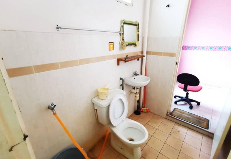 Double Storey House For Sale @ Seri Setali Free Hold