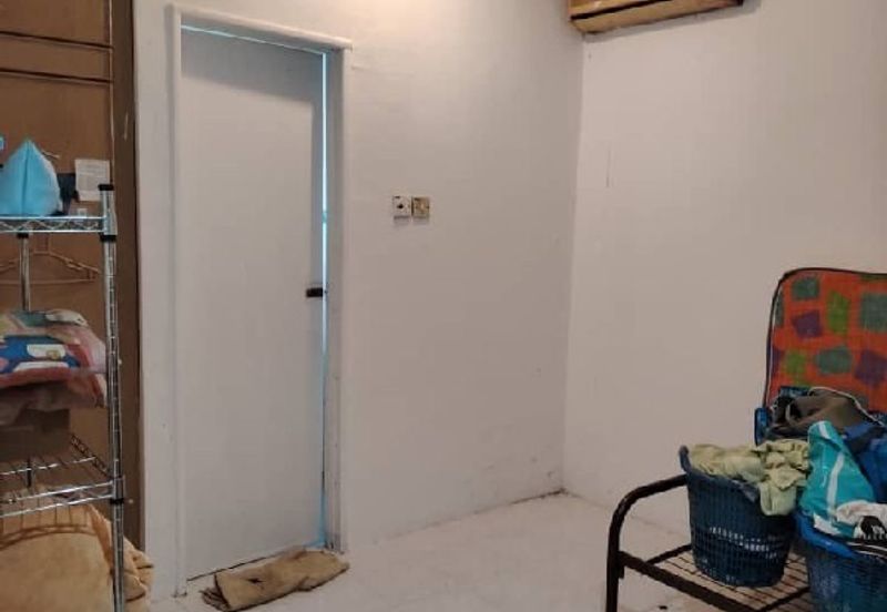 Teres corner lot 🧩INDERAPURA KUANTAN 