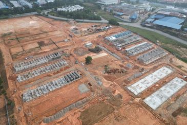 Semi D Taman Indera Mahkota