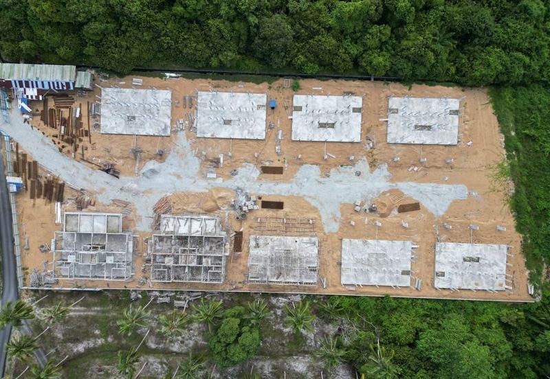 Lot 8 Taman Jambu Makmur Pekan