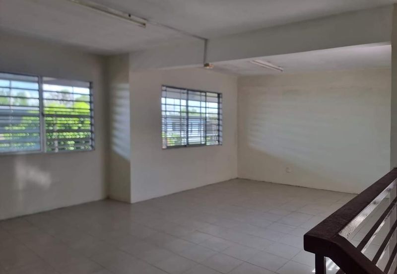 1.5 TINGKAT BANDAR KUANTAN PUTERI (THE TRENDS) Bawah Market Value