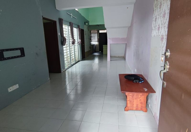 1.5 TINGKAT BANDAR KUANTAN PUTERI (THE TRENDS) Bawah Market Value