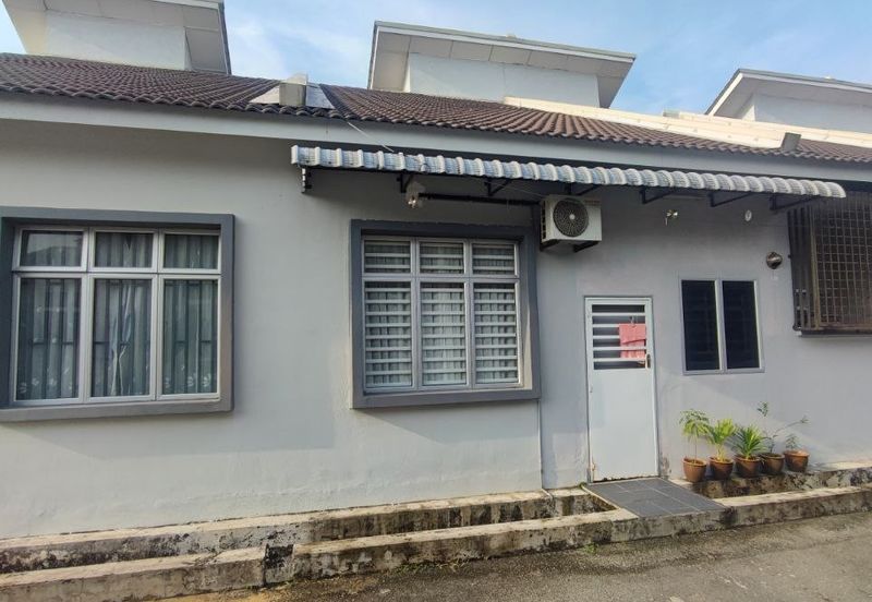 TERES 1 1/2TINGKAT PERUMAHAN BANDAR KUANTAN PUTRI 