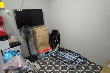 TERES 1 1/2TINGKAT PERUMAHAN BANDAR KUANTAN PUTRI 