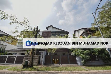 Beautiful 3-storey Semi-D in Laman Seri Seksyen 13 Shah Alam For Sale, Selangor, Shah Alam